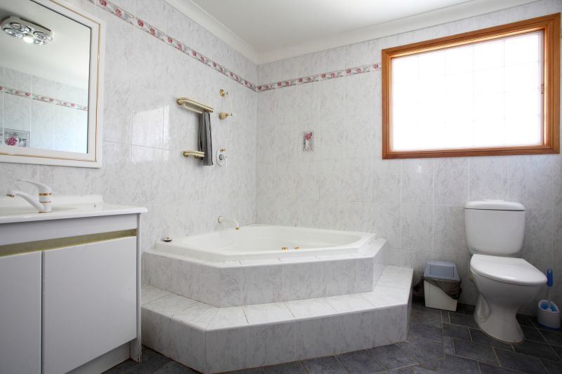Cost of Bathtub Installation in Sioux City, IA